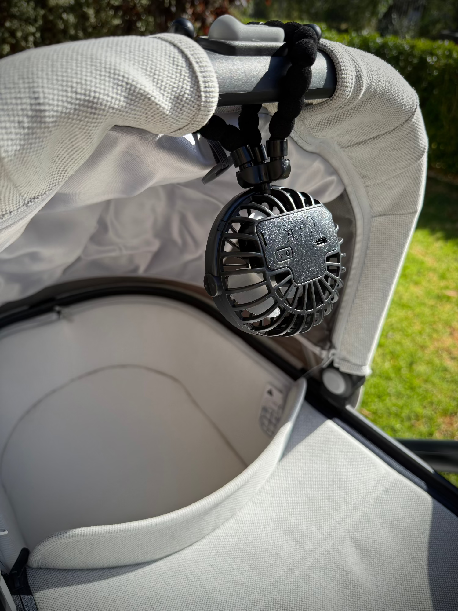 bugaboo stroller fan Universal Stroller Fan – Daloda