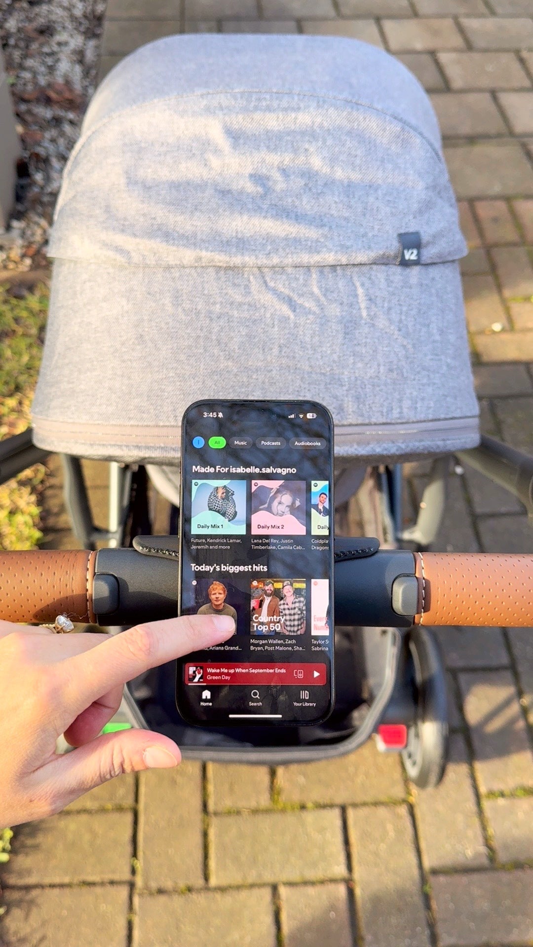MagSafe Phone Mount for UPPAbaby® Vista® – Daloda